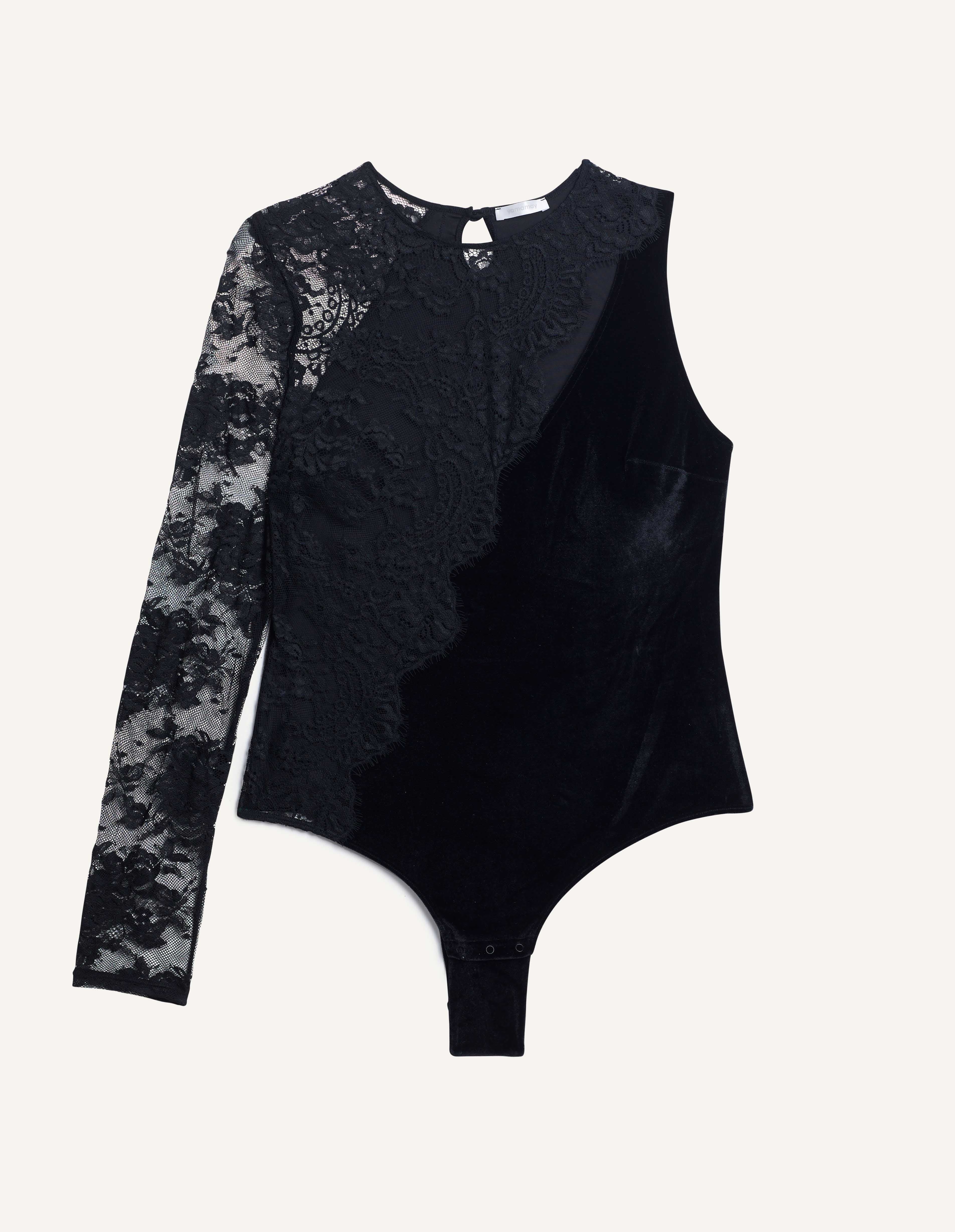 The Body Collection Woman Body 1