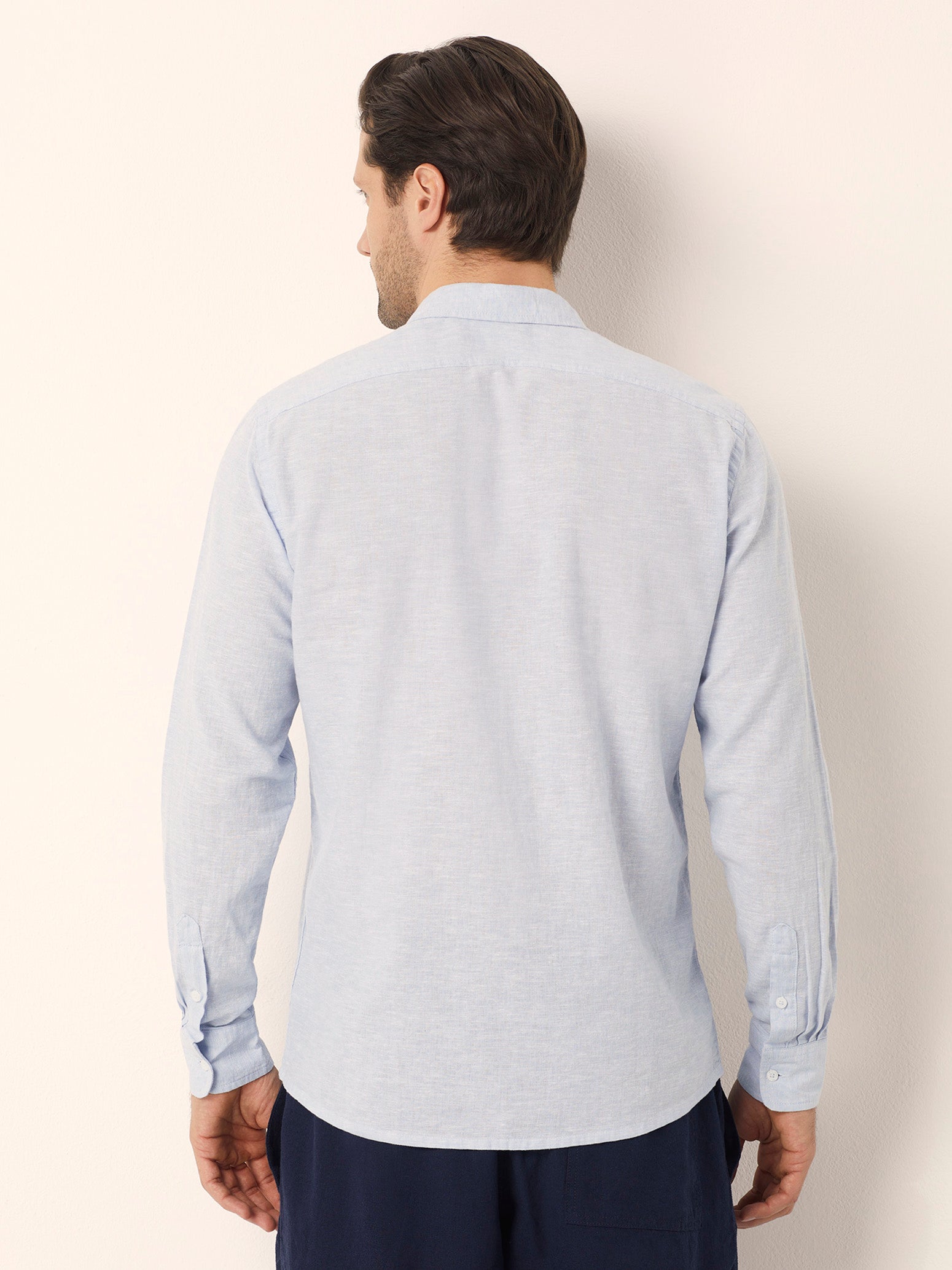 Cotton / Linen Man Tops
