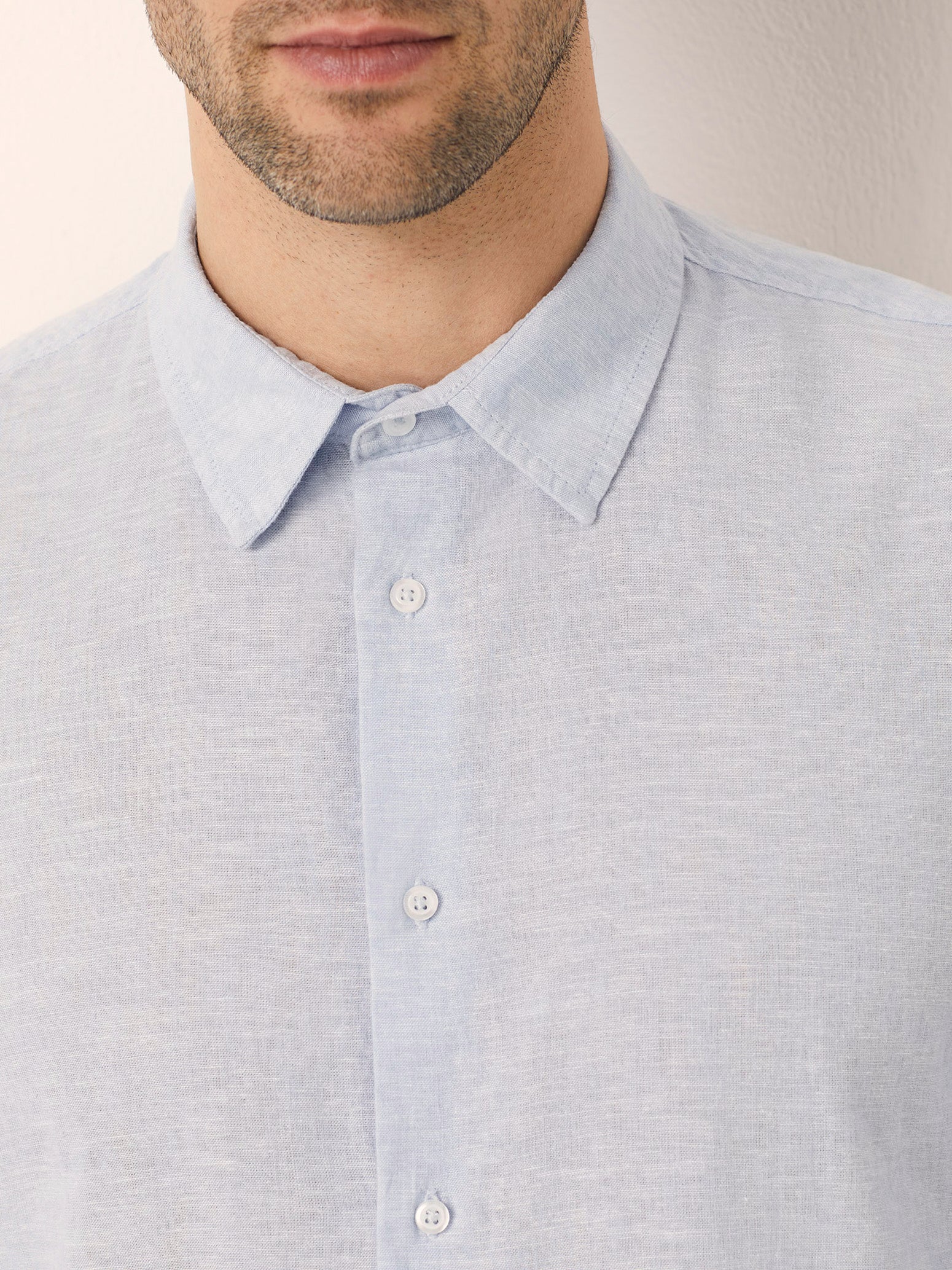 Cotton / Linen Man Tops