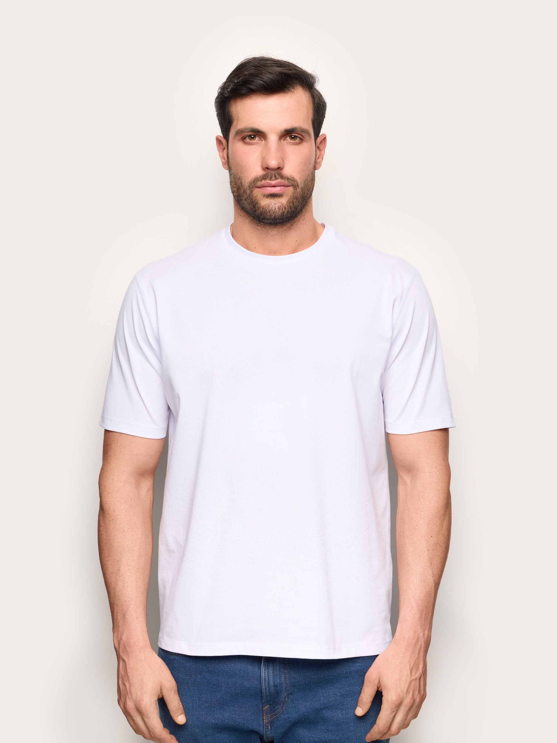 #Color_White