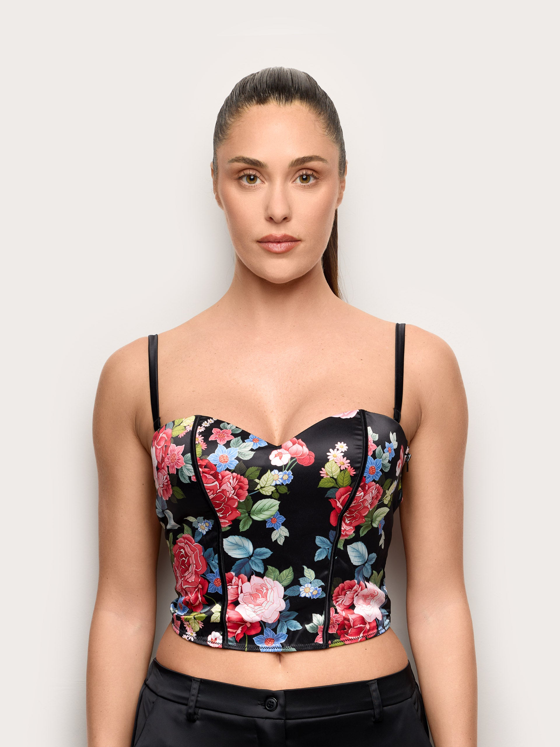 Bouquet Ii Woman Tops