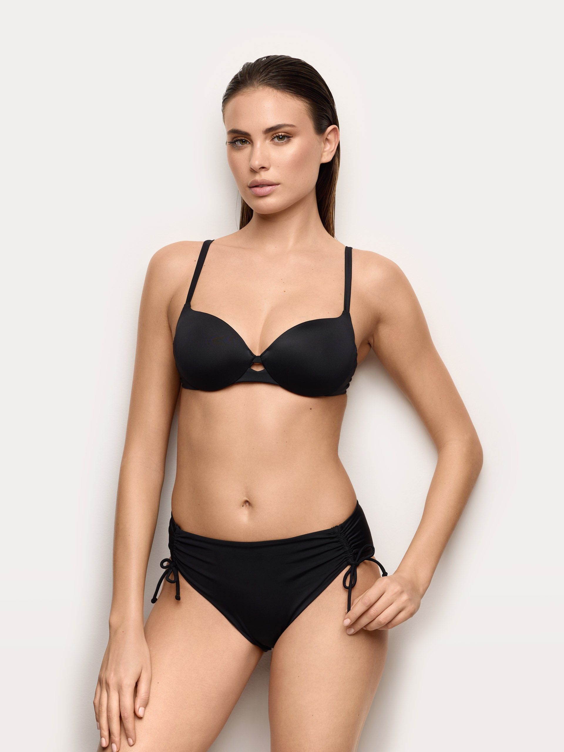 Essentials Woman High Waist Briefs