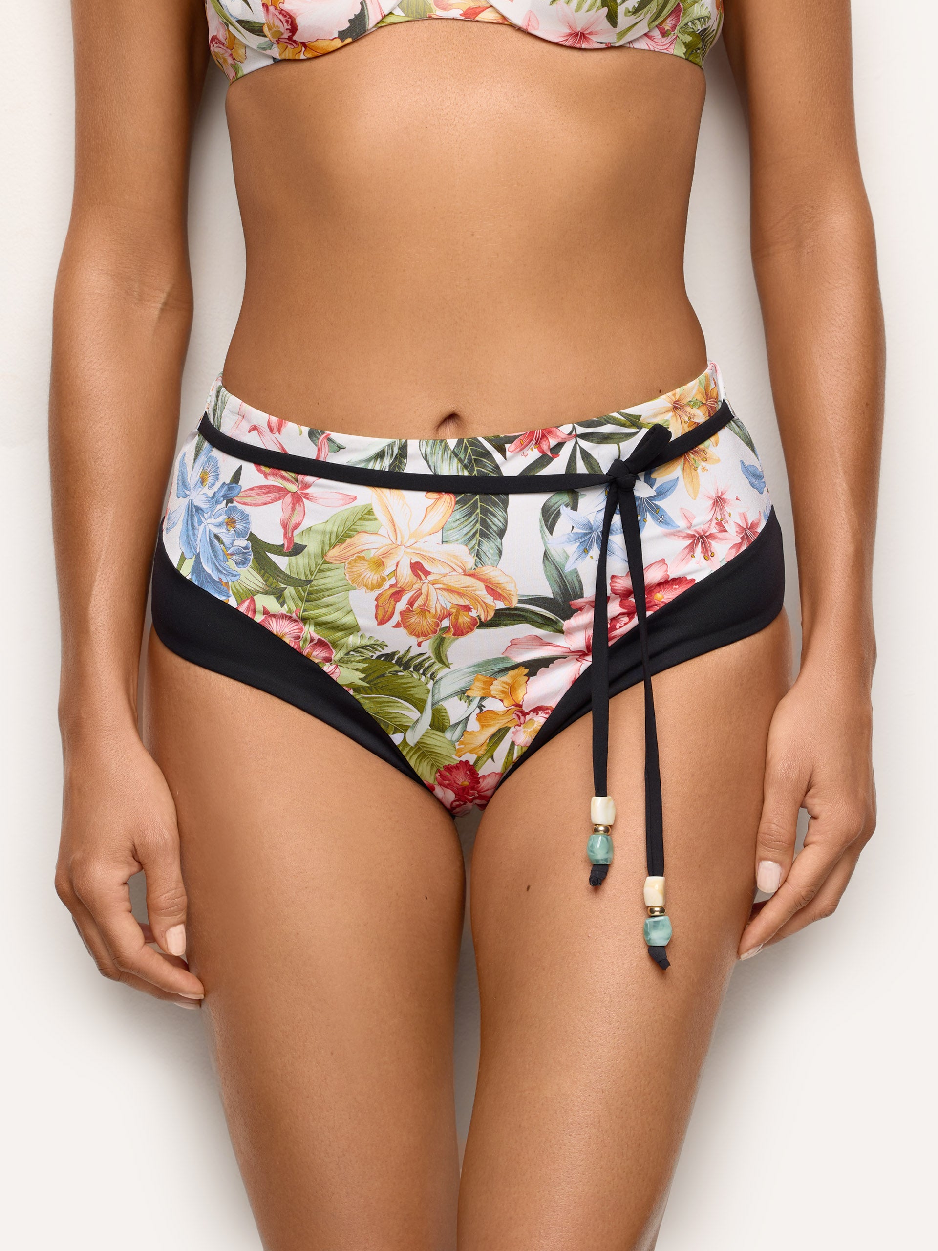 Tahiti Woman Briefs