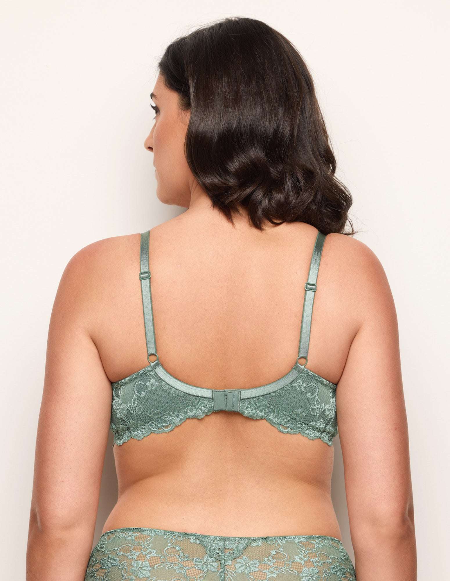 Primula Color Woman Balcony Bras