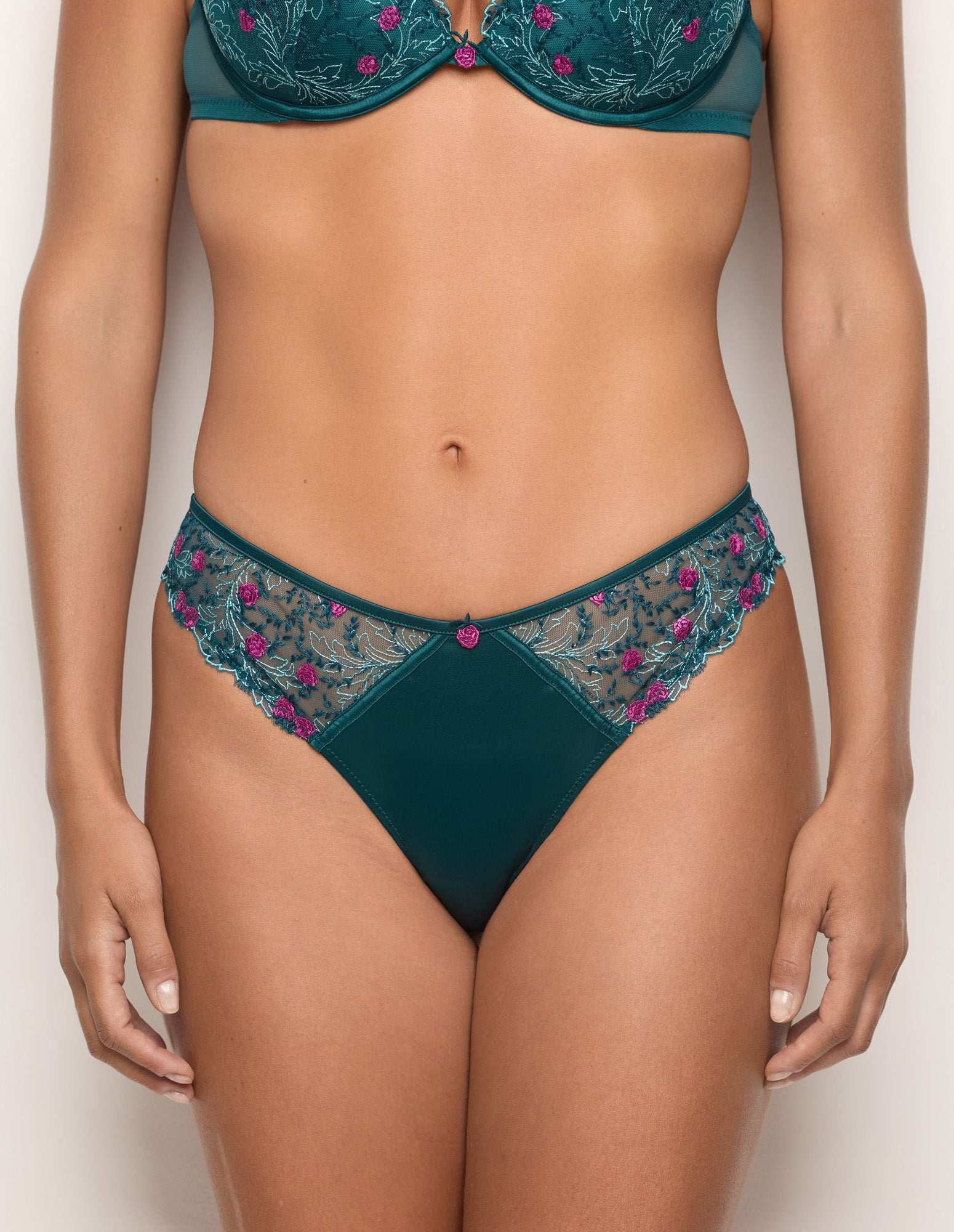 Berry Woman Brazilian Briefs