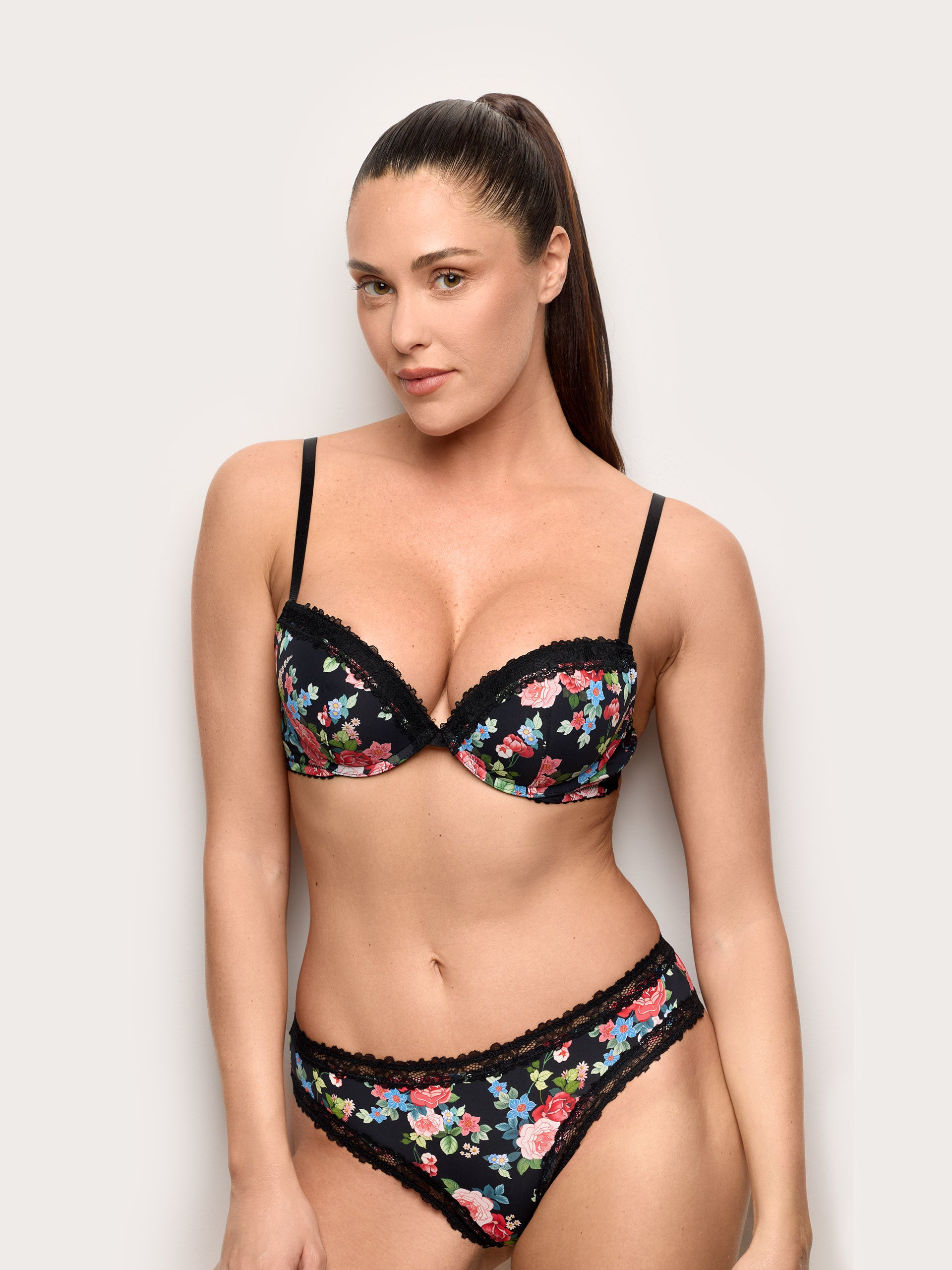 Bouquet Woman Push Up Bras