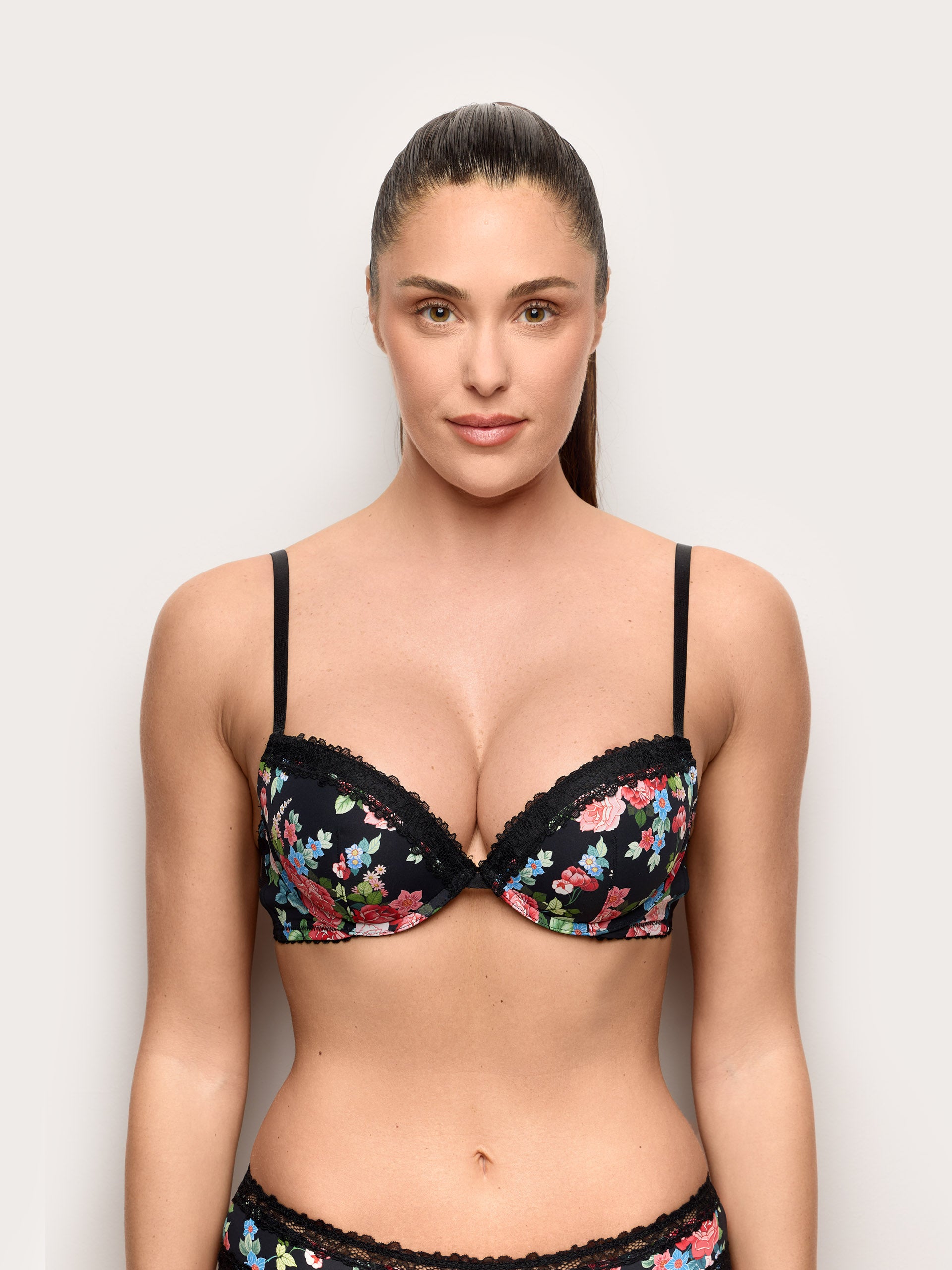 Bouquet Woman Push Up Bras