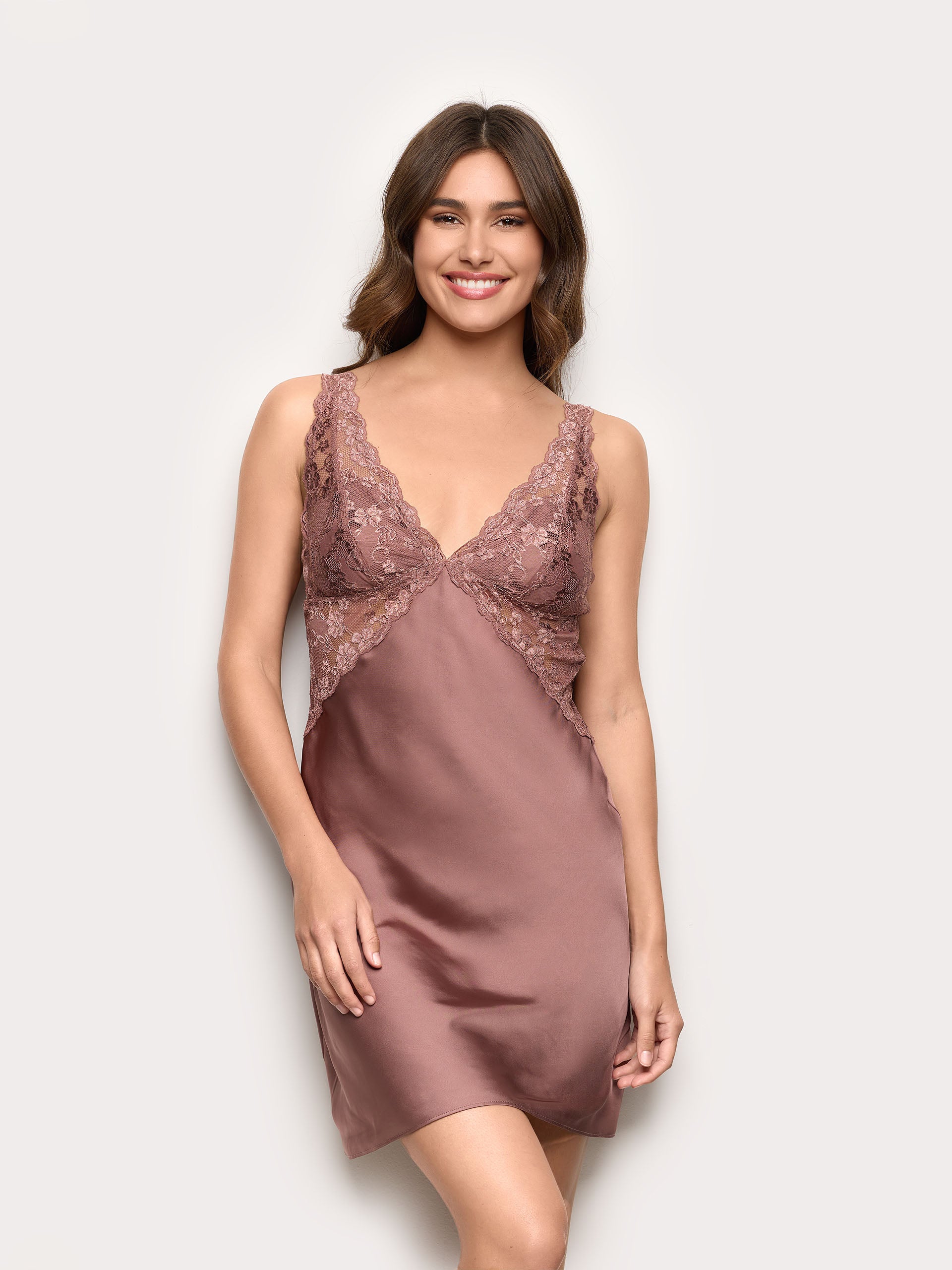 Primula Color Woman Chemise