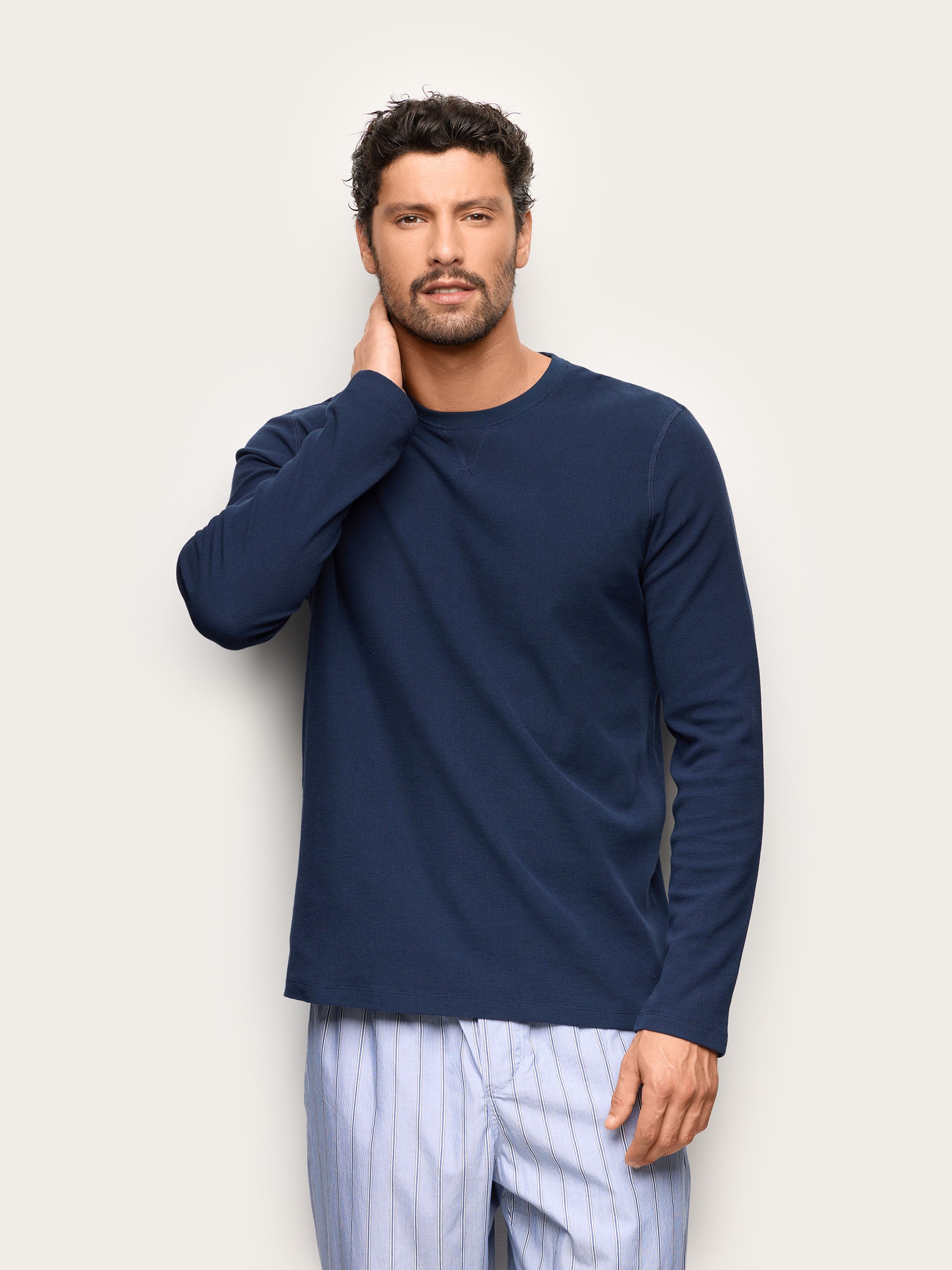 #Color_Navy