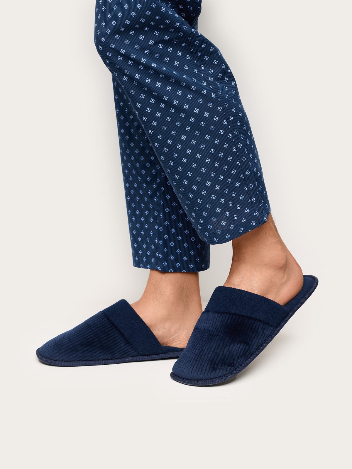 Daily Pajamas Man Slippers