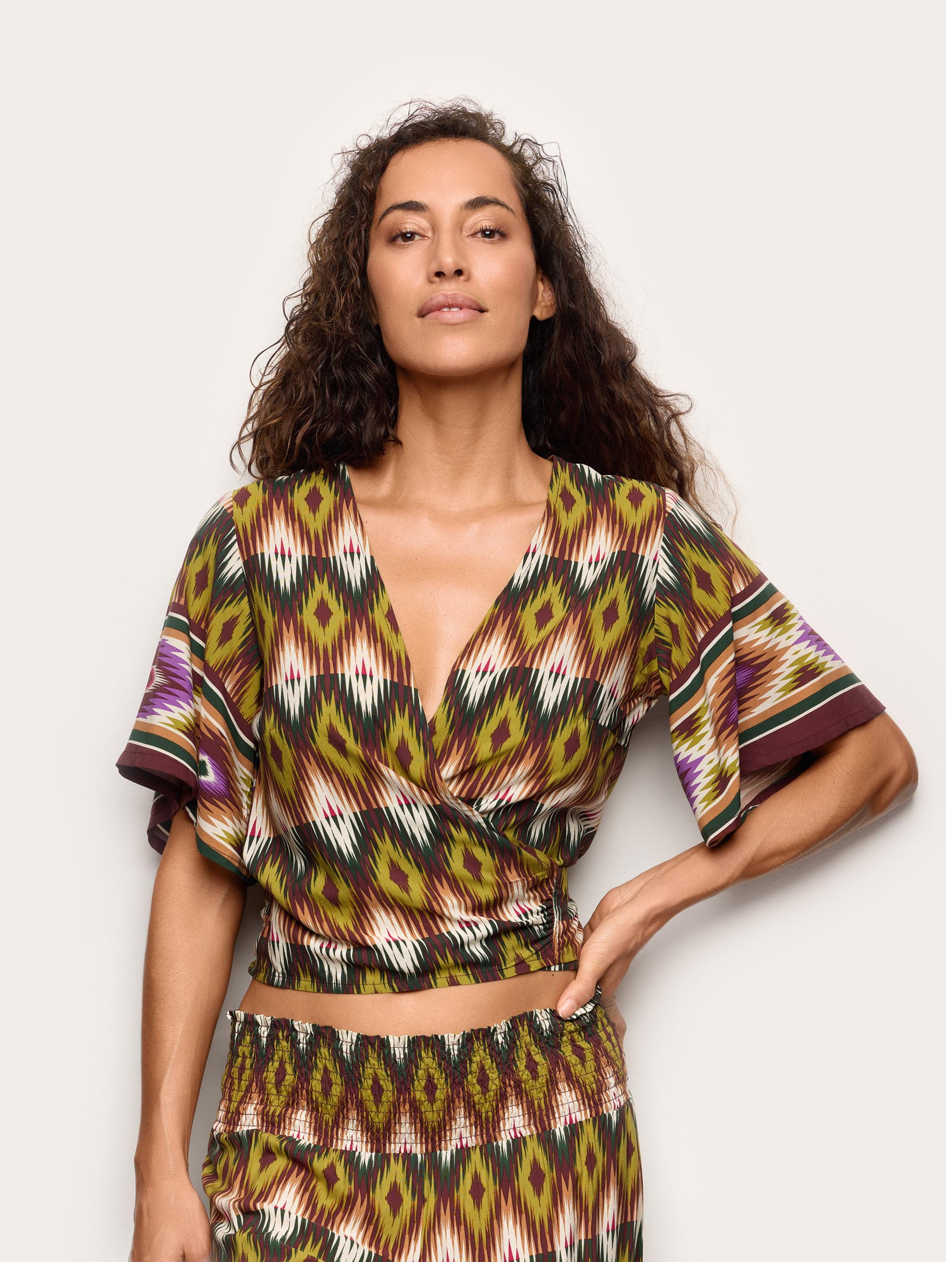 Kaya Woman Tops