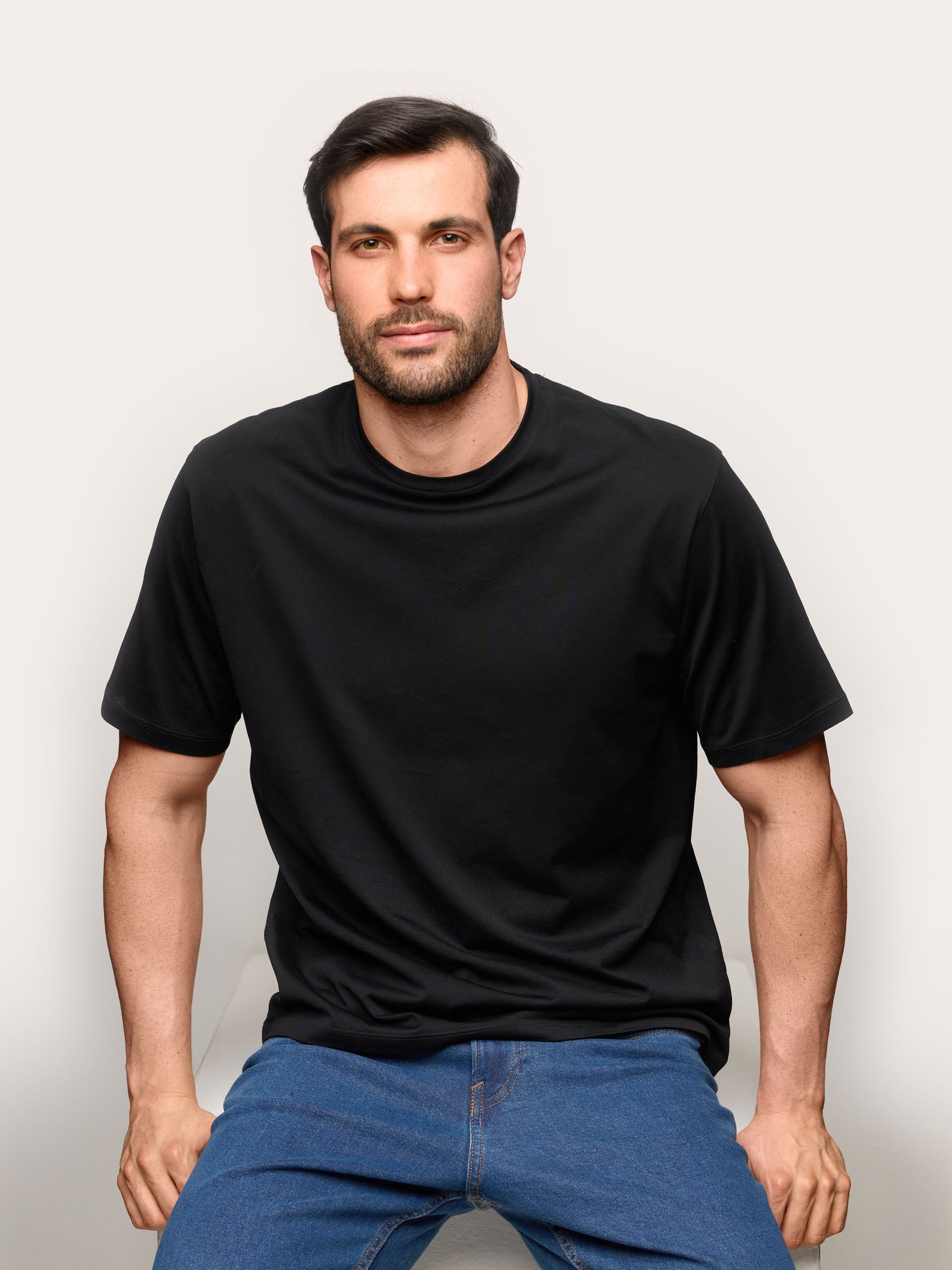#Color_Black
