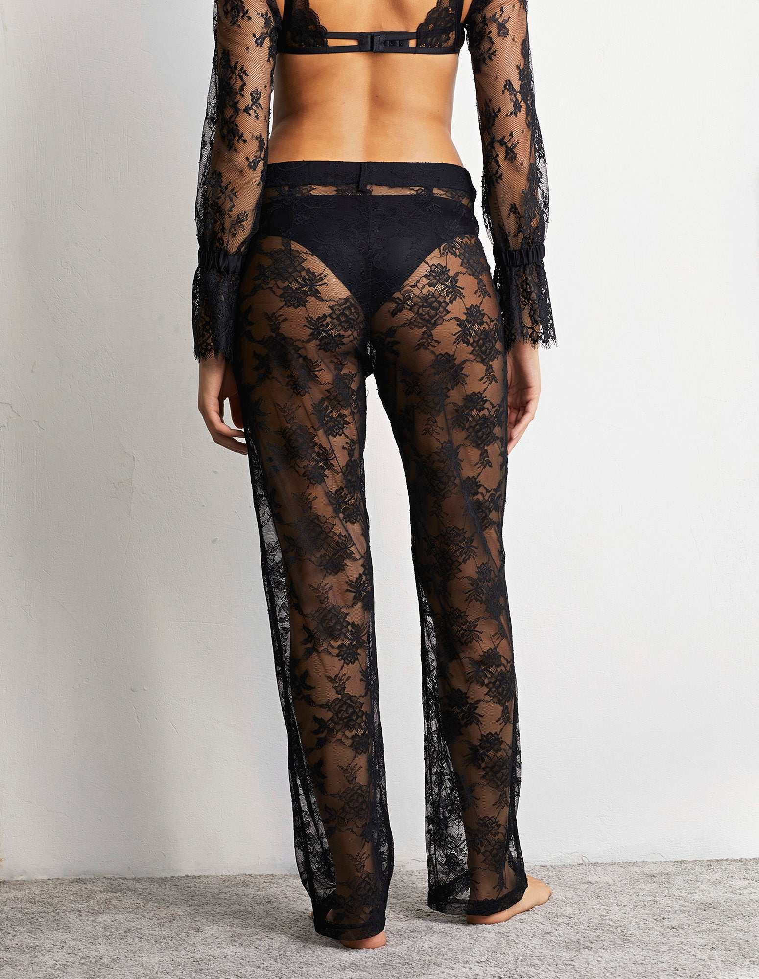 Must Have Woman Full-long trousers 1