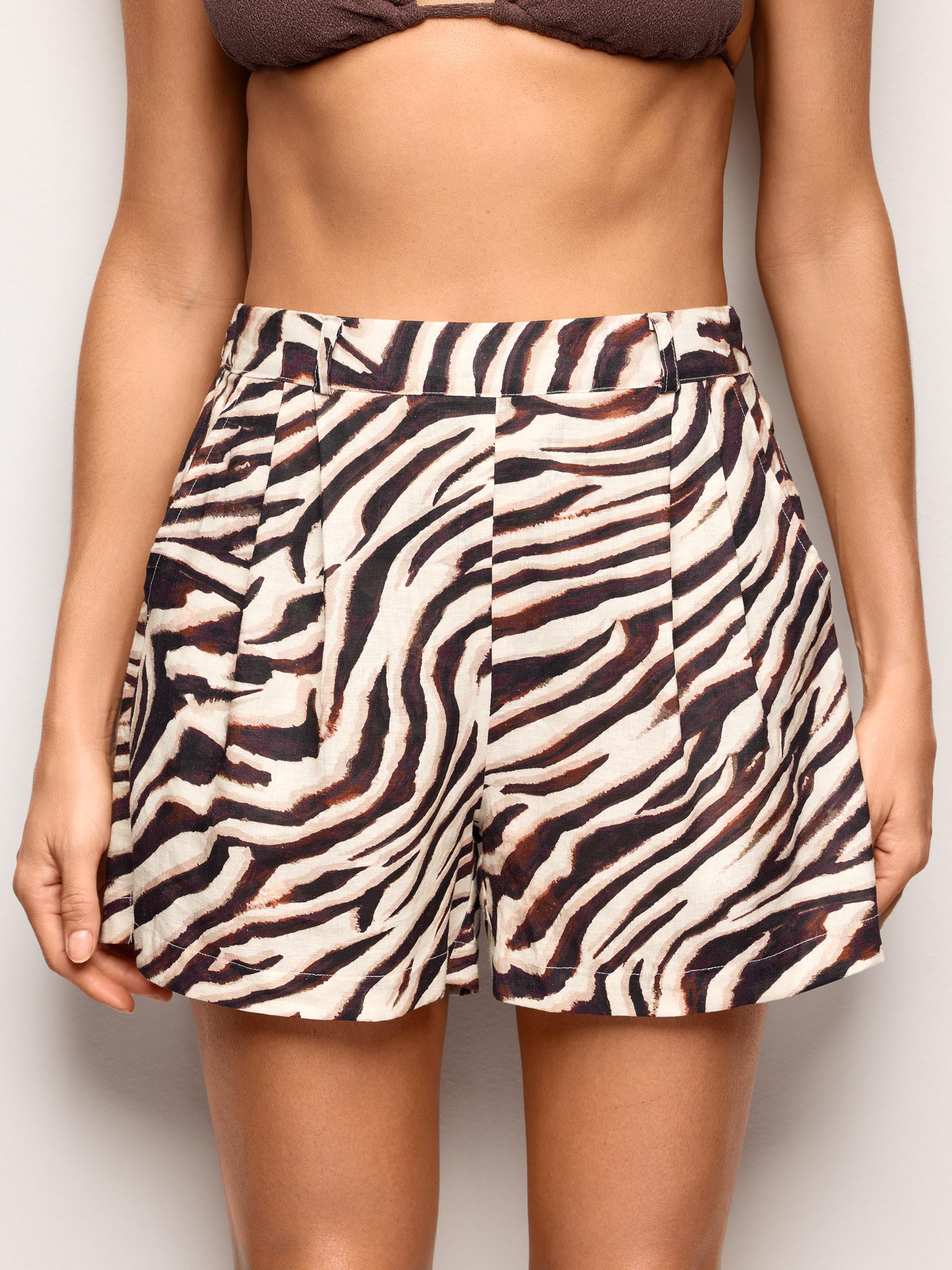 Zelia Woman Shorts