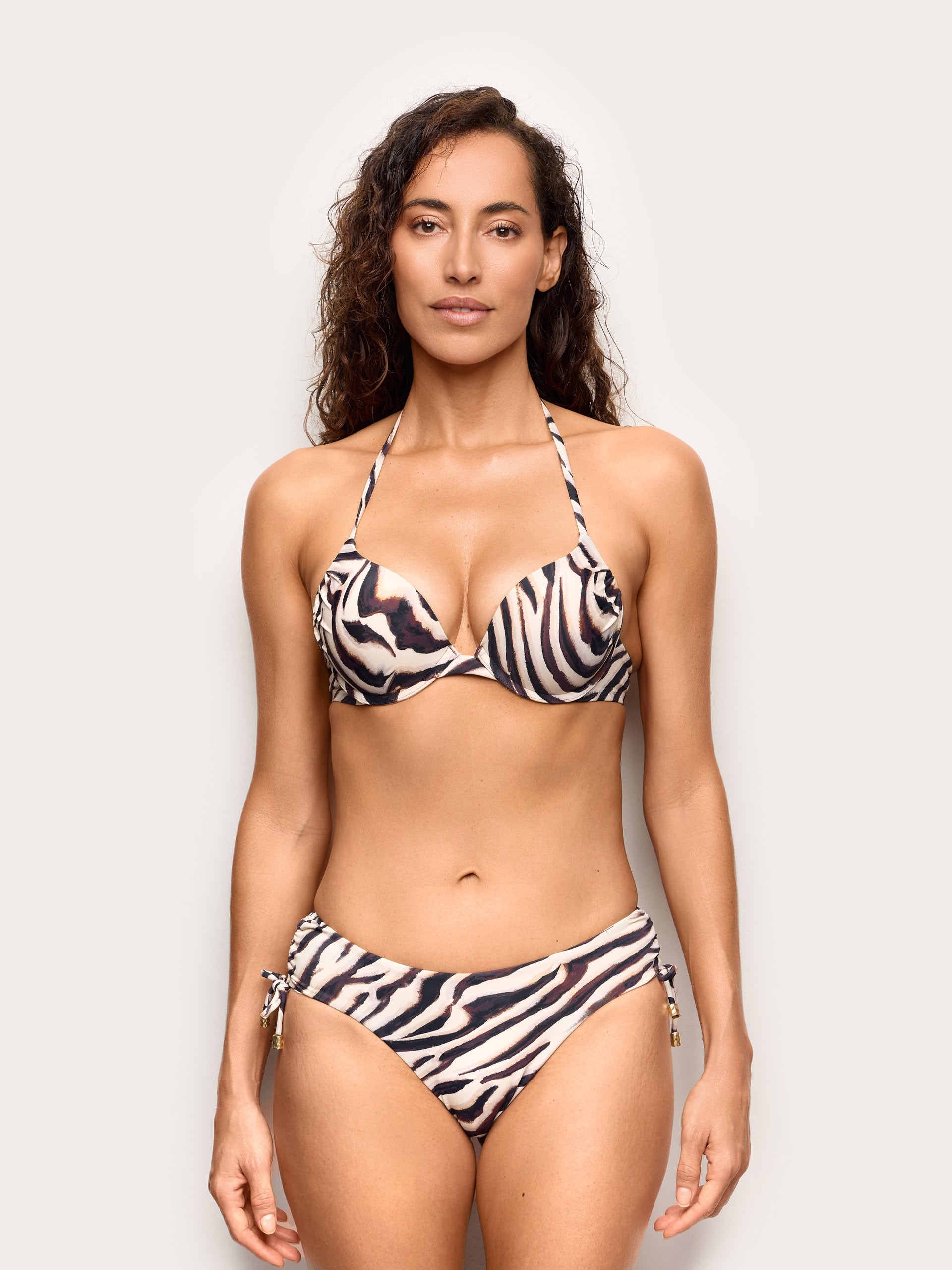 Zelia Woman Brazilian Briefs