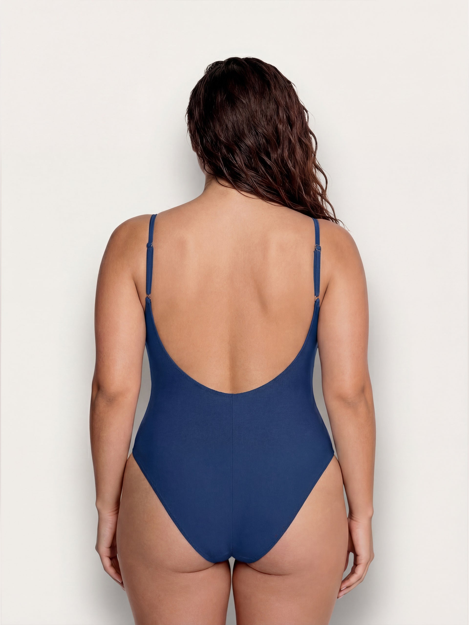 Sculpt color Woman One piece