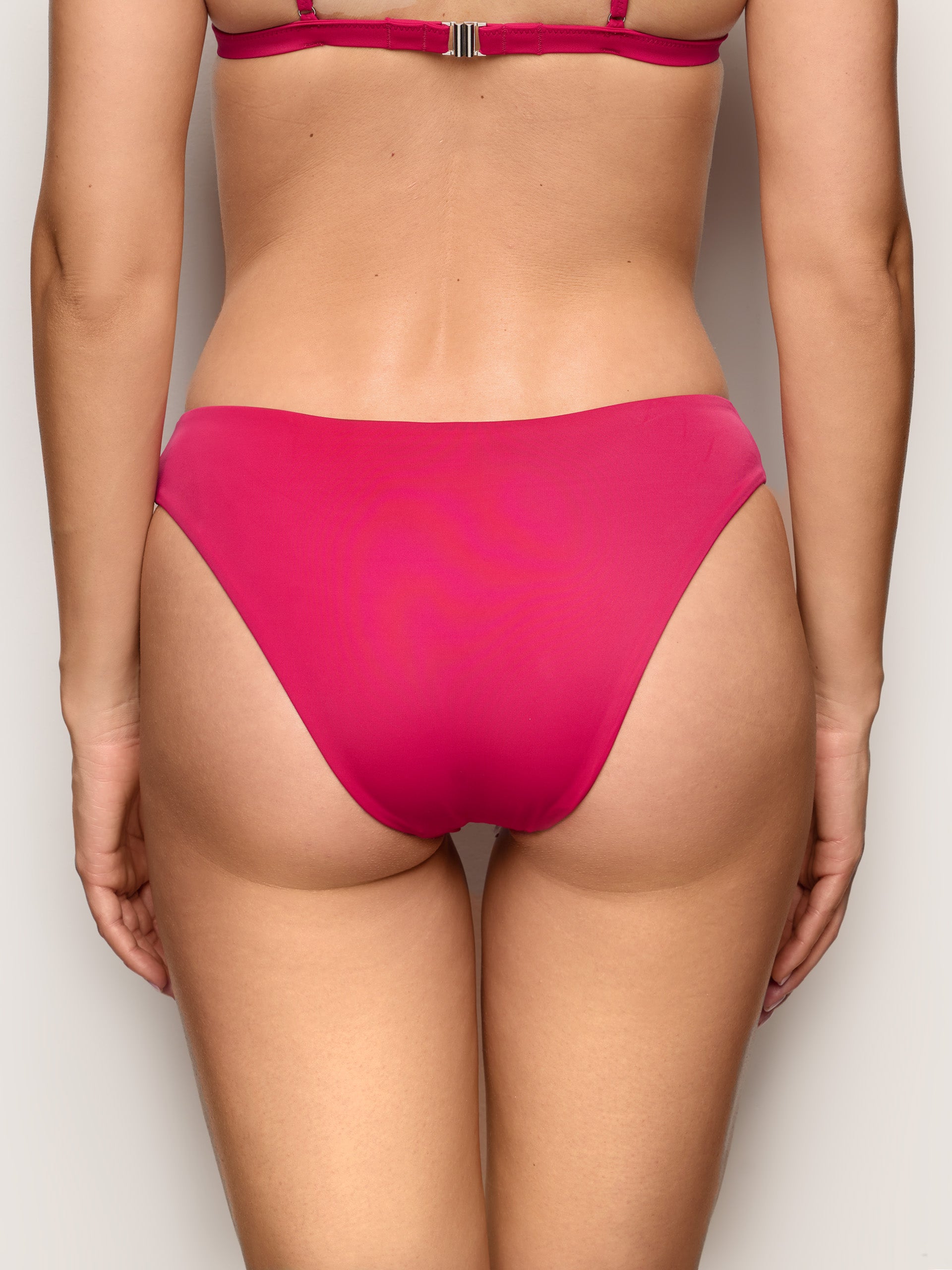 #Color_Fuchsia