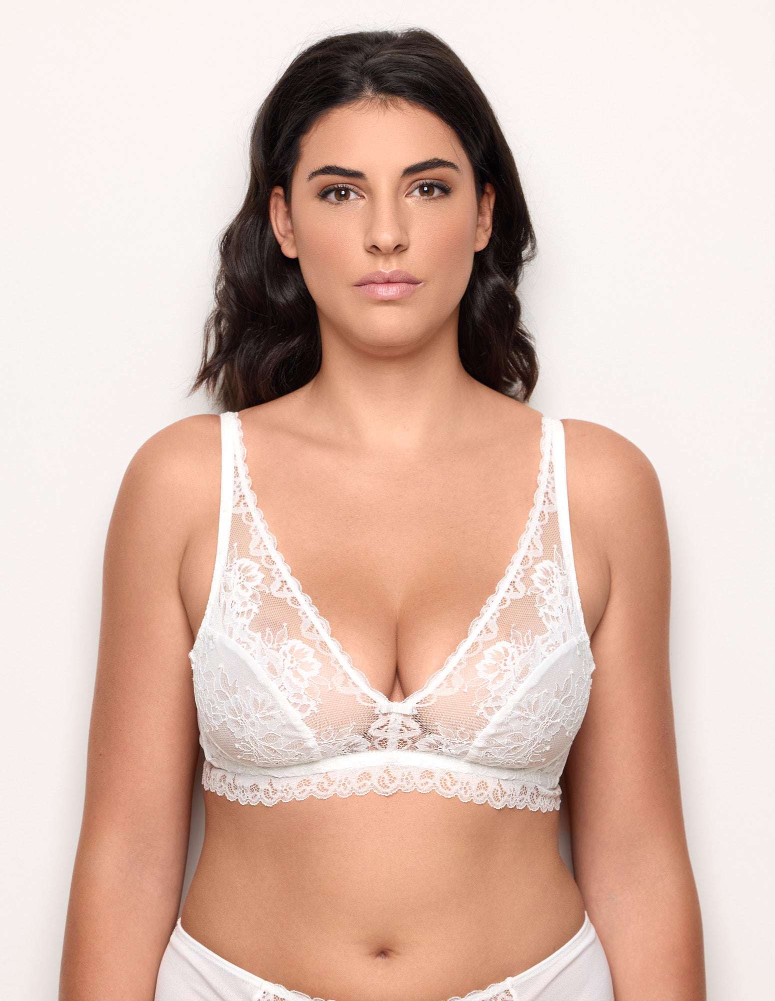 Blanche Woman Balcony Bras