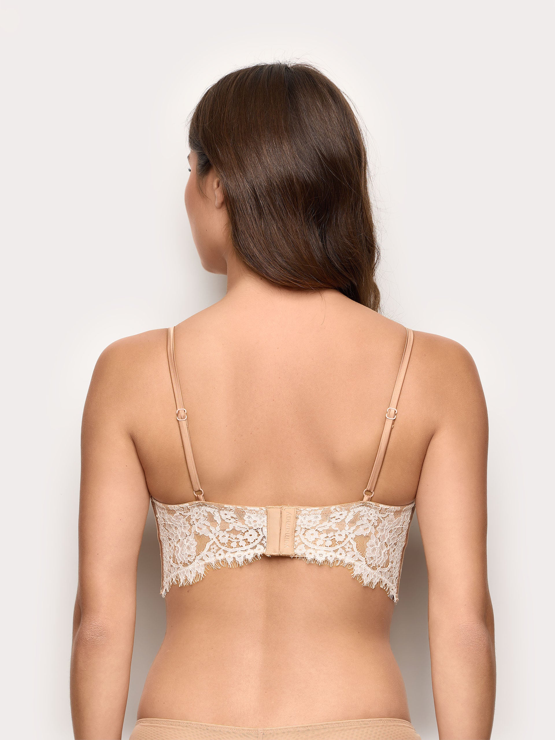 Chantilly Woman Bralette Bras