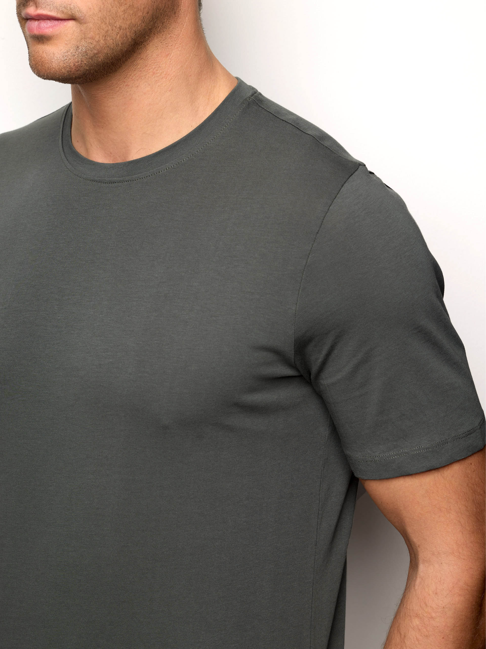 Supima Luxury Color Man Tops