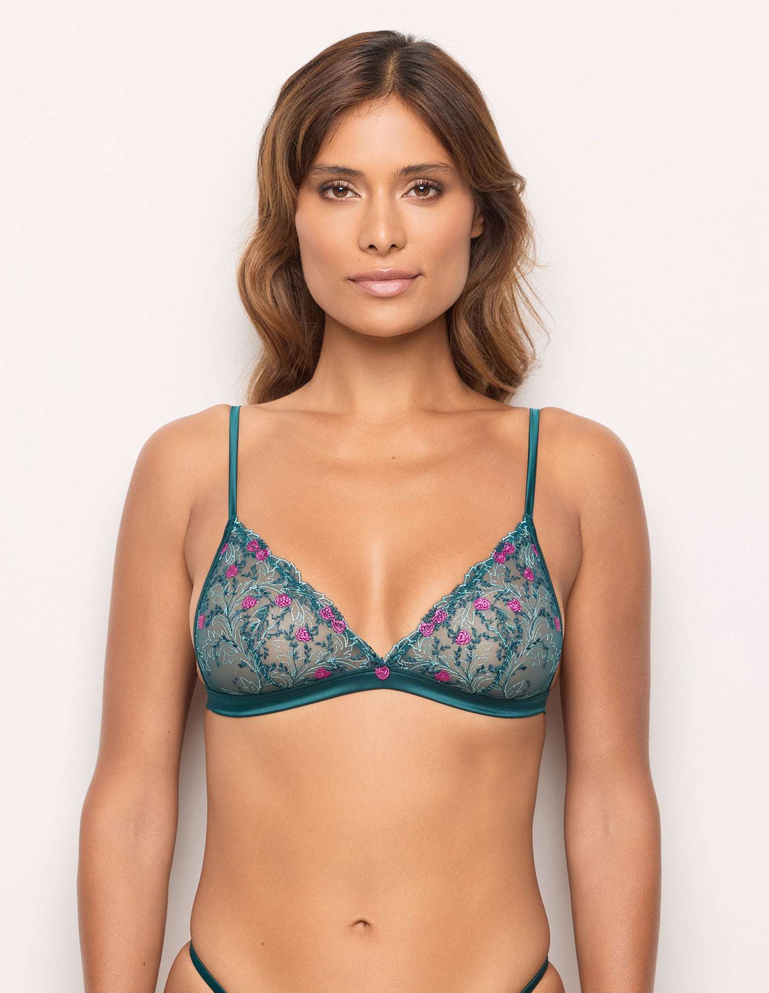Berry Woman Triangle Bras