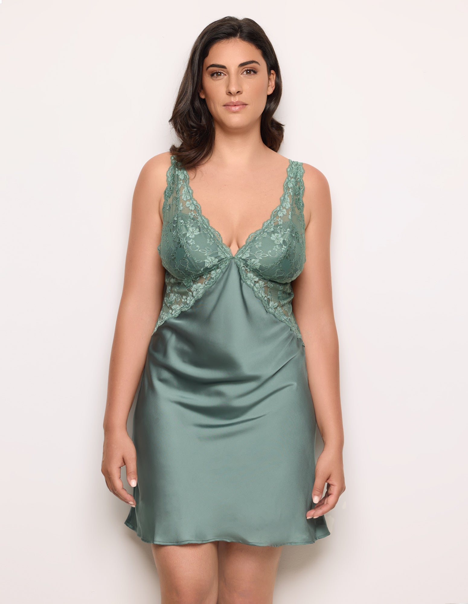 Primula Color Woman Chemise