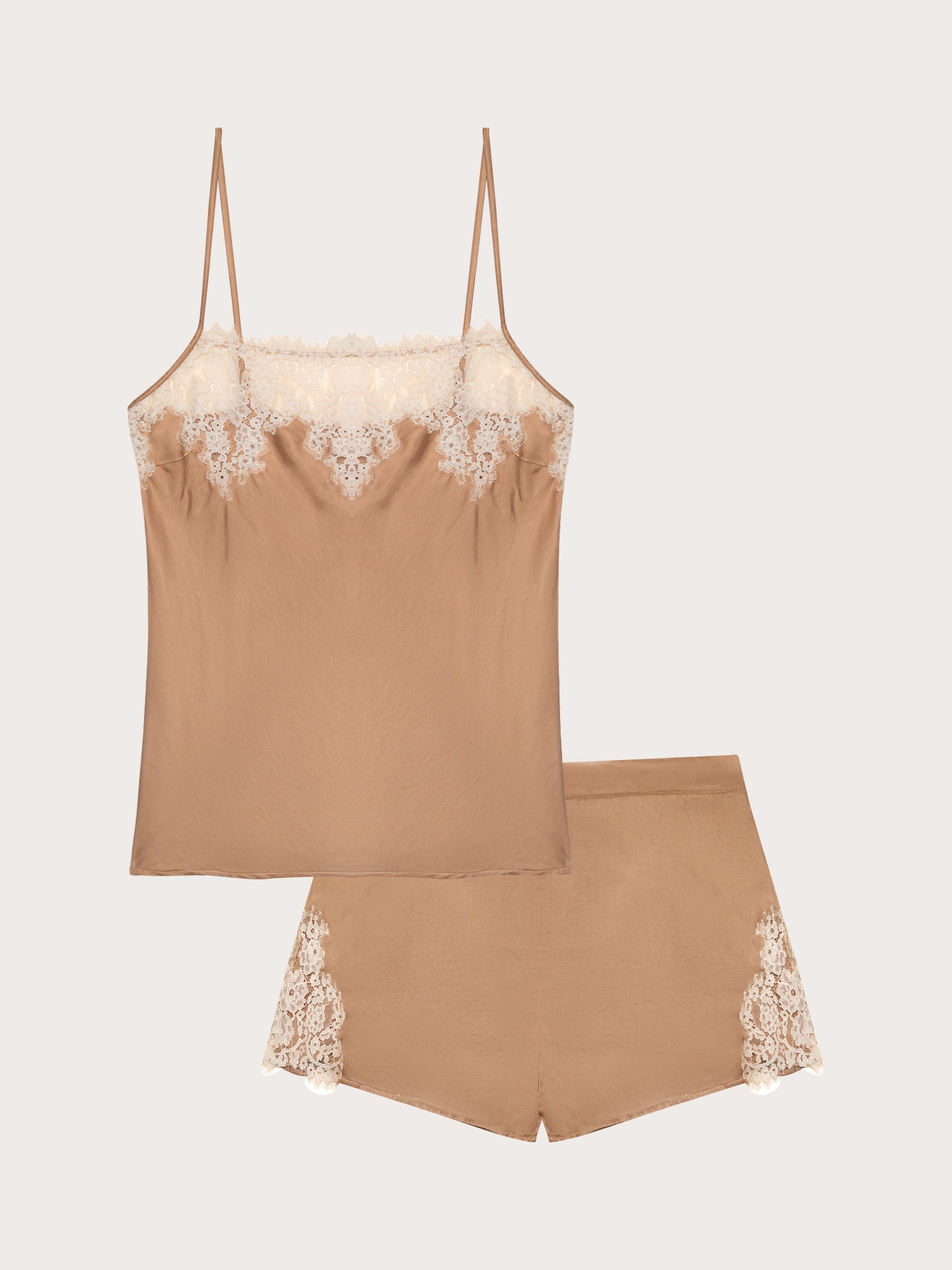 Chantilly Woman Set